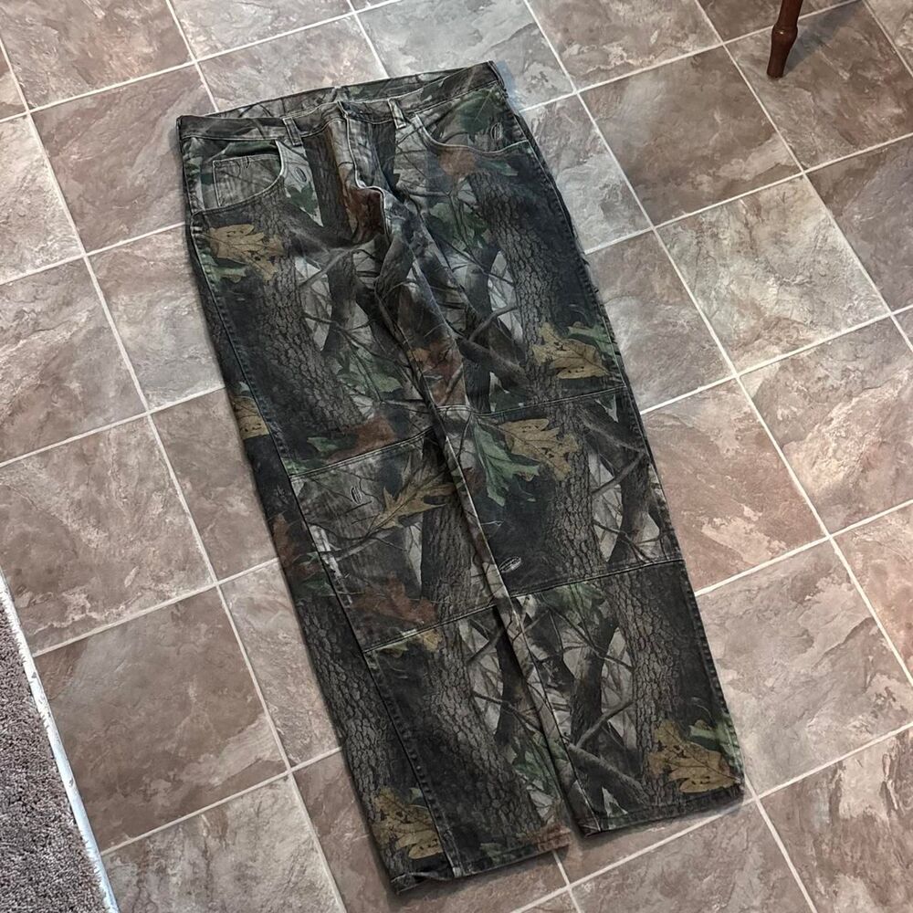 Vintage 1990s Wrangler Double Knees Realtree Camo Jeans, size 38x32